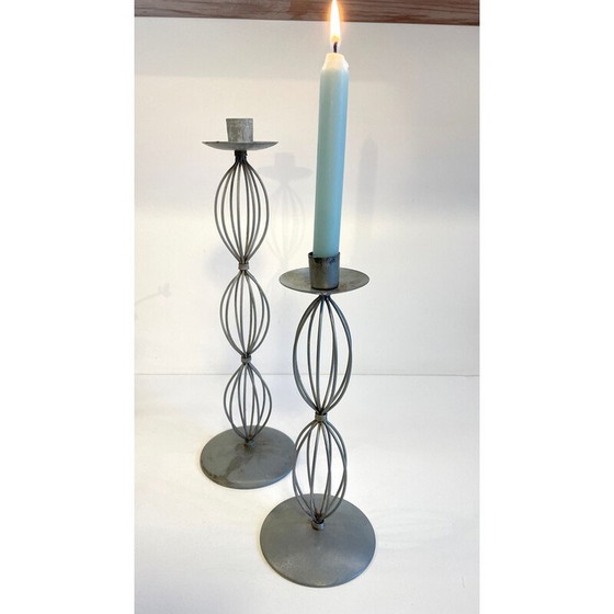 Image 1 of Paire de bougeoirs vintage en métal gris patiné, 2000