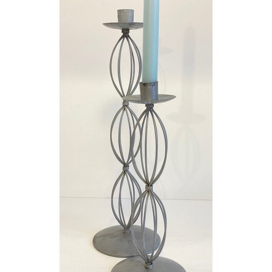 Image 1 of Paire de bougeoirs vintage en métal gris patiné, 2000