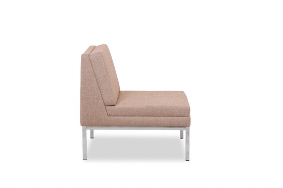 Image 1 of Florence Knoll Pour Knoll. Chauffeuse. Années 1970.