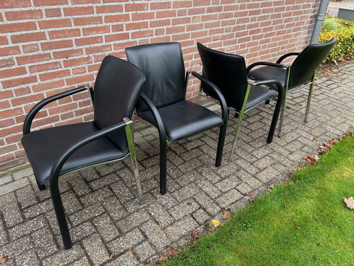 4X chaises de salle à manger Leolux Cimaronne en cuir noir.