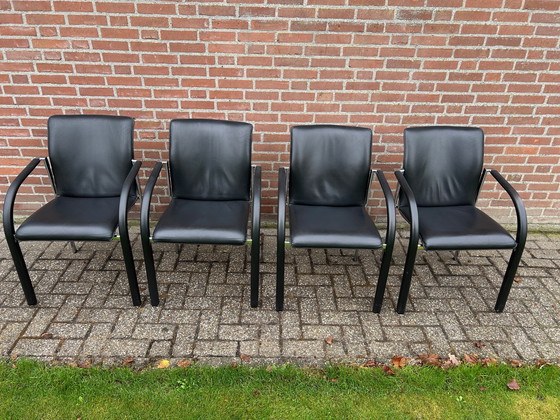 Image 1 of 4X chaises de salle à manger Leolux Cimaronne en cuir noir.