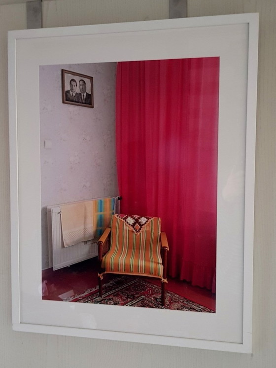 Image 1 of Jessica Backhaus, Photographie de la série Jésus et les cerises