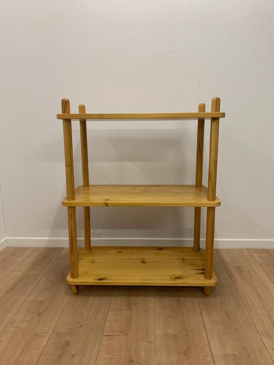 Image 1 of Etagère vintage en pin dans le style de Willem Lutjens
