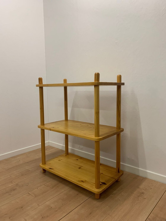 Image 1 of Etagère vintage en pin dans le style de Willem Lutjens