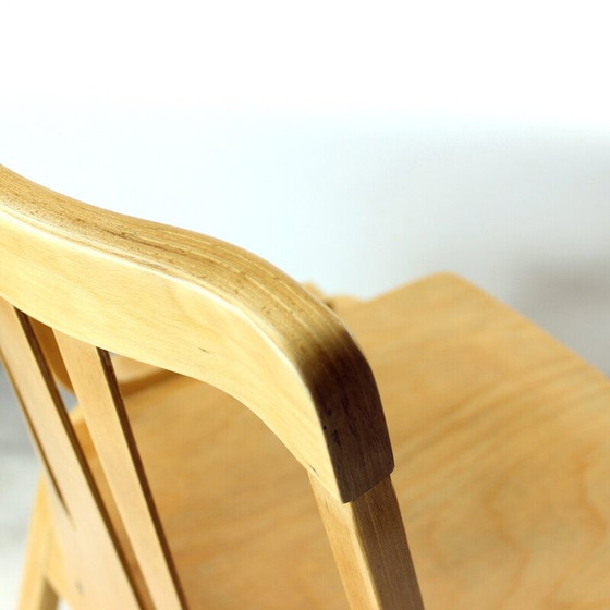 Image 1 of Chaise de salle à manger en bois du milieu du siècle par Ton, Tchécoslovaquie Années 1960