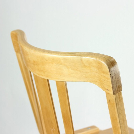 Image 1 of Chaise de salle à manger en bois du milieu du siècle par Ton, Tchécoslovaquie Années 1960