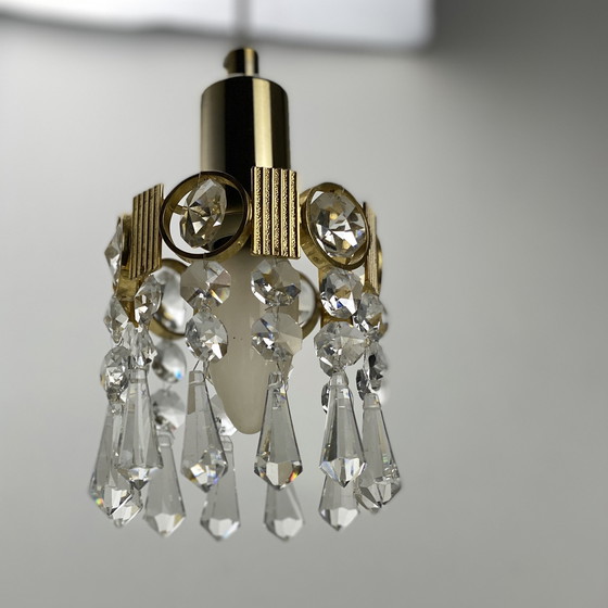 Image 1 of Deux Suspensions En Laiton Doré Et Cristal, Par Palwa, Design 1960, Hollywood Regency.