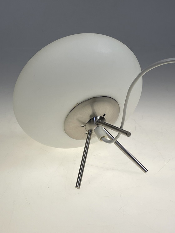 Image 1 of Lampe d'OVNI sur trépied de l'ère spatiale, France 1980's