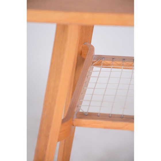 Image 1 of Table d'appoint en bois de chêne du milieu du siècle par Ludvik Volák, années 1960