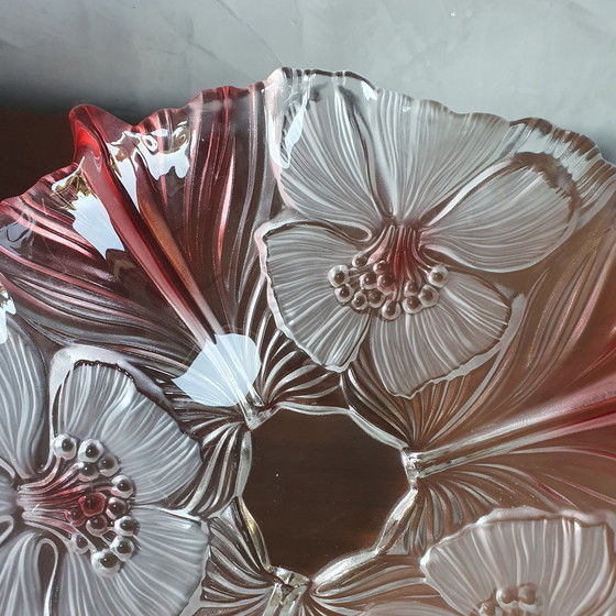 Image 1 of Vintage 80s Walter Glass Glass Bowl Rose With White