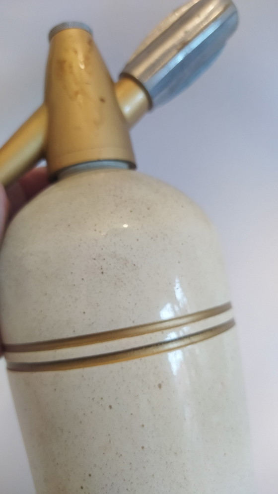 Image 1 of Soda Streamer en faïence vintage avec laiton