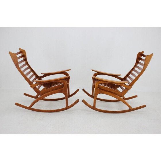 Image 1 of Paire de fauteuils à bascule vintage en bois de hêtre par Uluv, Tchécoslovaquie années 1960