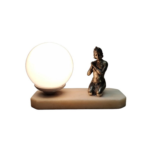 Lampe Art Déco avec une dame