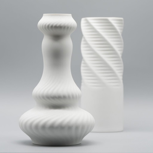 Hutschenreuther Vase en porcelaine bisque Duo Fine White Abstract Op-Art Relief Mcm