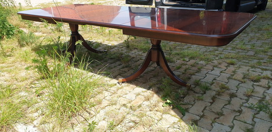 Image 1 of Table à coulisse héroïque en acajou