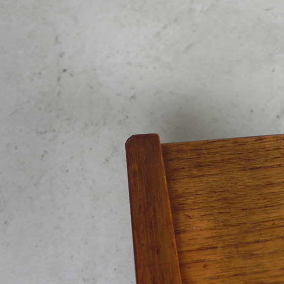 Image 1 of Table de chevet à pieds fuselés, années 1960