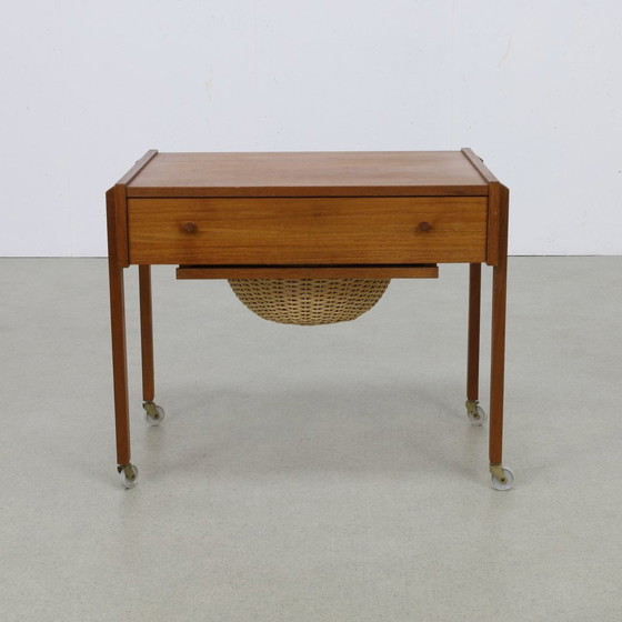 Image 1 of Table de couture vintage Table d'appoint avec tiroir, 1960S