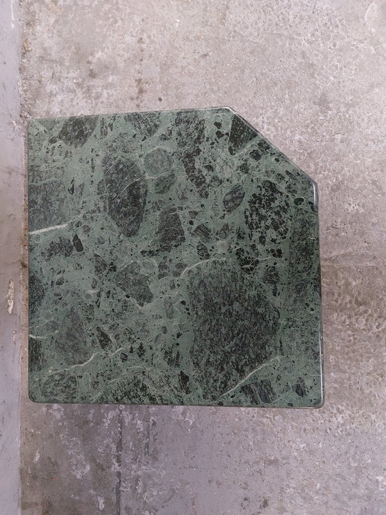 Image 1 of Table basse en marbre vert