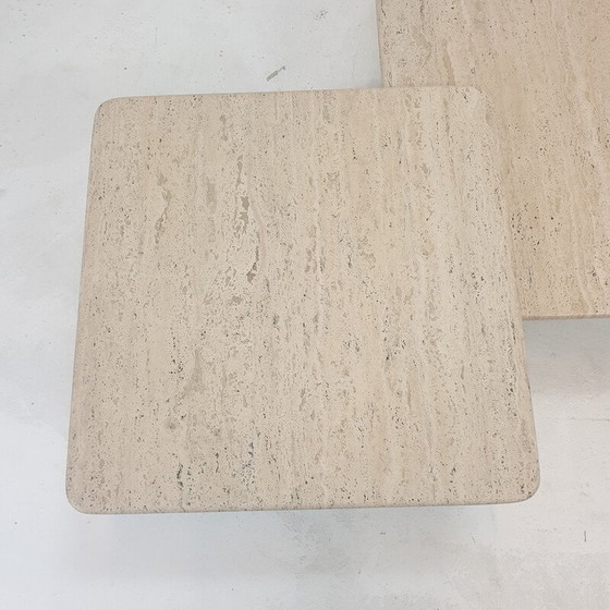 Image 1 of Tables gigognes italiennes en travertin, 1980