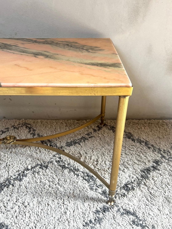 Image 1 of Table basse en marbre rose et anthracite avec base en métal néoclassique