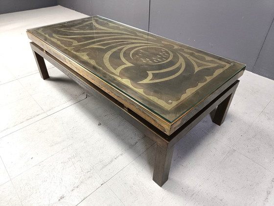 Image 1 of Table basse vintage en laiton gravé dans le style de Willy Daro, 1970S