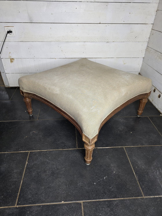 Image 1 of Repose-Pied Style Louis XVI