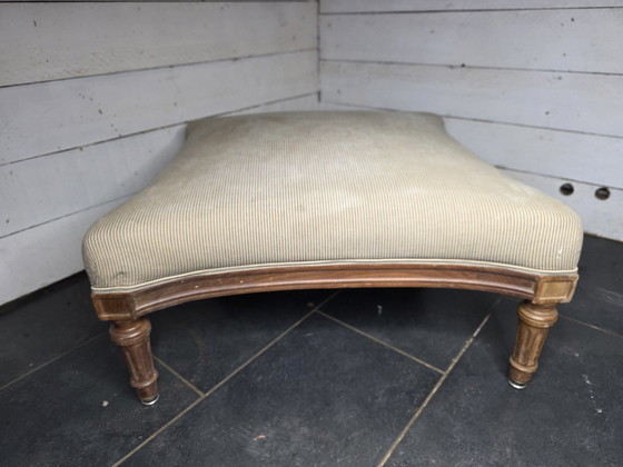 Image 1 of Repose-Pied Style Louis XVI