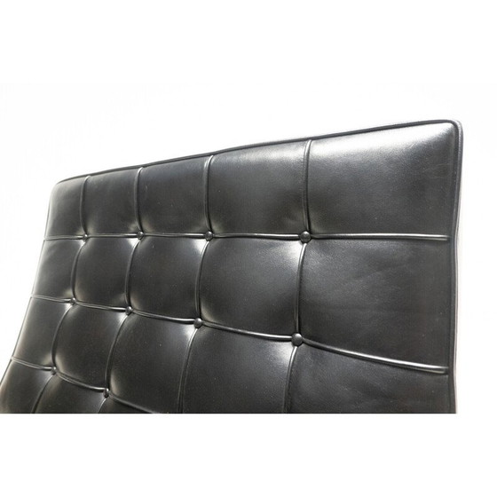 Image 1 of Paire de fauteuils Barcelona vintage en cuir noir par Mies Van Der Rohe pour Knoll, années 1960