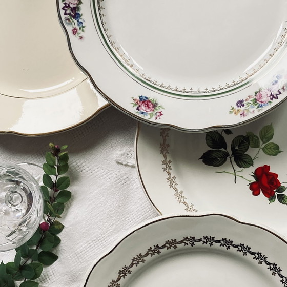 Image 1 of Lot De 6 Assiettes Plates Anciennes En Faïence Modèle Dépareillé Manufactures Française De Digoin, Sarreguemines