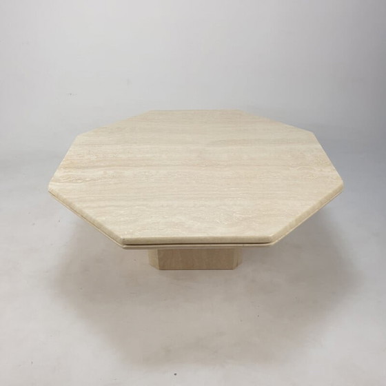 Image 1 of Table basse octogonale vintage en travertin fait main, Italie 1980