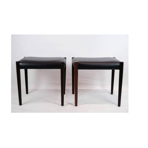 Paire de tabourets vintage en bois de rose et cuir noir, Danemark 1960