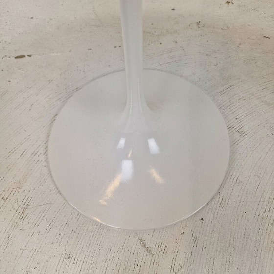 Image 1 of Table d'appoint ovale en marbre vintage par Eero Saarinen pour Knoll