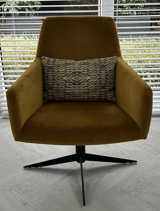 Fauteuil pivotant By Brand Jame , Model Yuna