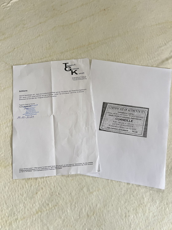 Image 1 of Tapis Corneille (Corneille Guillaume Van Beverloo) très ancien avec motif "Le Chat La Lune Et Le Soleil".