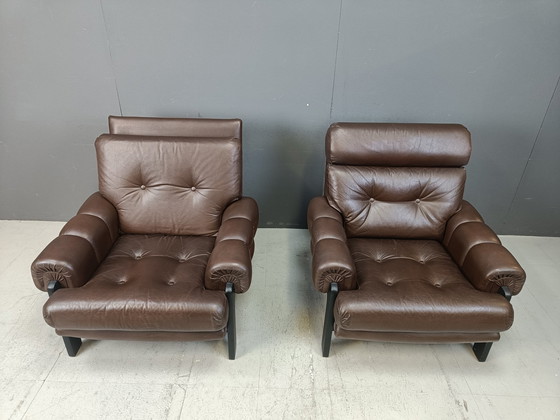 Image 1 of Paire de fauteuils en cuir fabriqués au Danemark, années 1960
