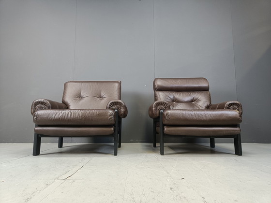 Image 1 of Paire de fauteuils en cuir fabriqués au Danemark, années 1960