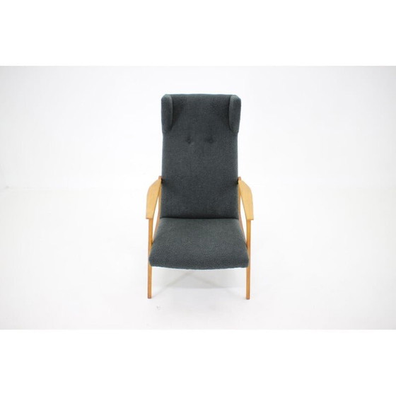 Image 1 of Fauteuil Wing vintage en bois de chêne et bouclé, Tchécoslovaquie, années 1960