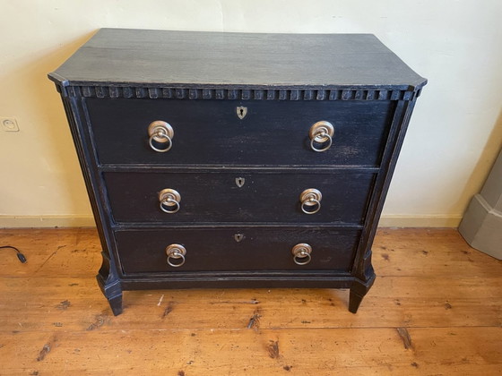 Image 1 of Commode Dresser Dutch