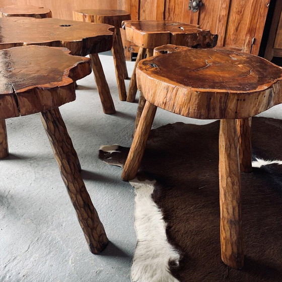 Image 1 of Ensemble de 7 tabourets en bois vintage avec table basse