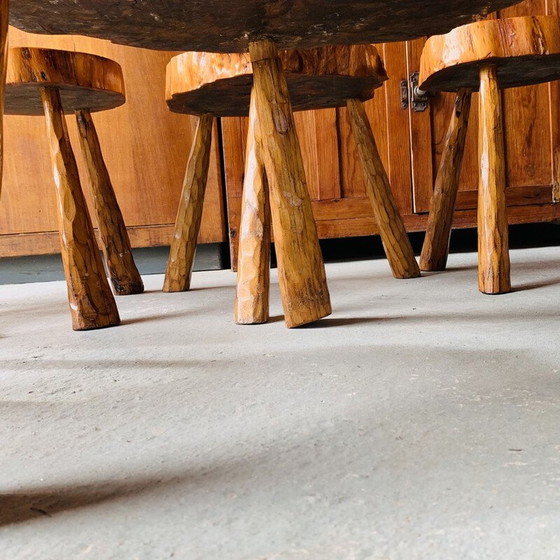 Image 1 of Ensemble de 7 tabourets en bois vintage avec table basse