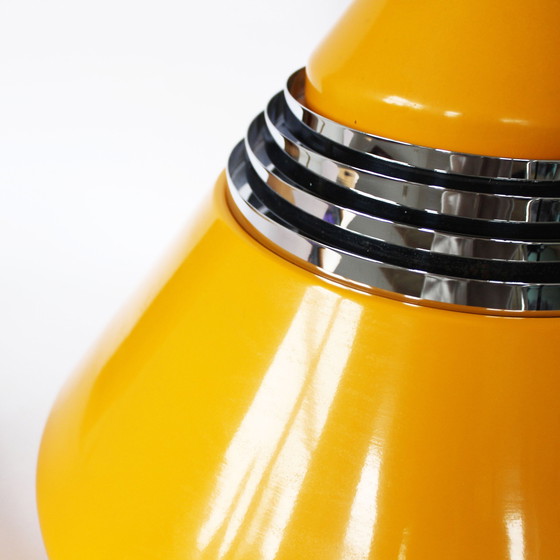 Image 1 of Lampe pendante à cône jaune par Kazuo Motozawa pour Staff, 1970S