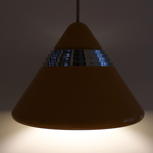 Lampe pendante à cône jaune par Kazuo Motozawa pour Staff, 1970S