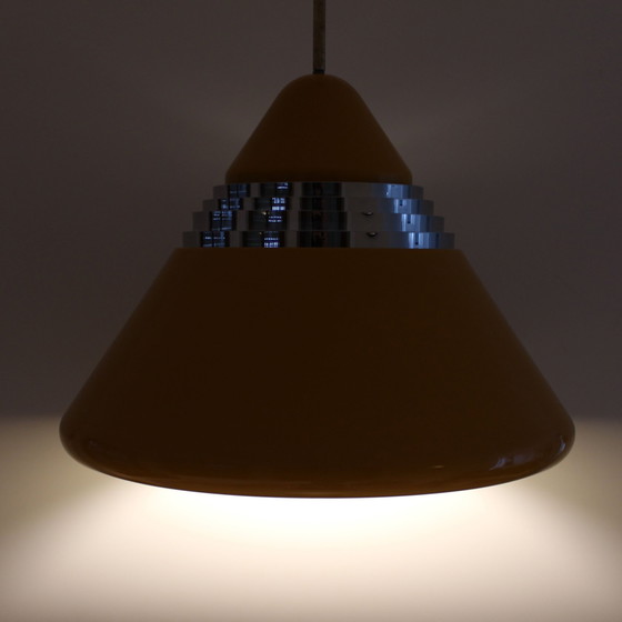 Image 1 of Lampe pendante à cône jaune par Kazuo Motozawa pour Staff, 1970S