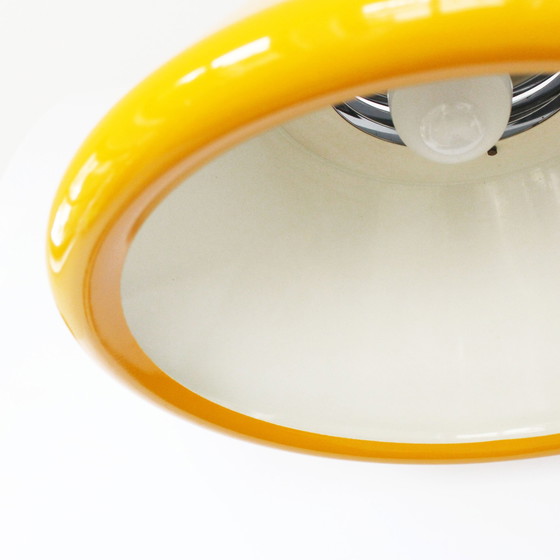 Image 1 of Lampe pendante à cône jaune par Kazuo Motozawa pour Staff, 1970S