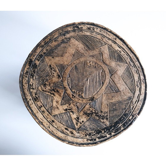Image 1 of Tabouret vintage en bois sculpté à la main, Nigeria 1950