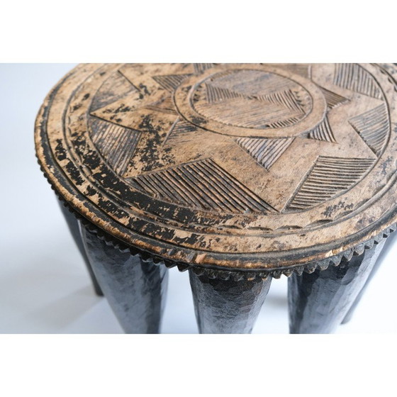 Image 1 of Tabouret vintage en bois sculpté à la main, Nigeria 1950