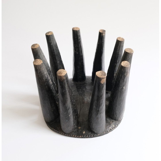 Image 1 of Tabouret vintage en bois sculpté à la main, Nigeria 1950