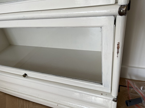 Image 1 of 3 Bibliothèques Globe Wernicke avec dessus