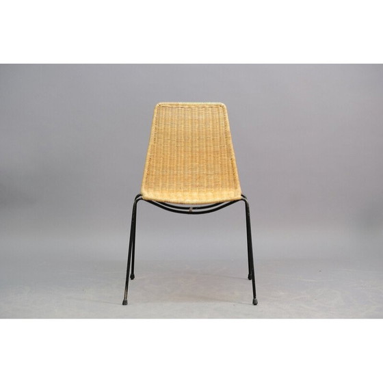 Image 1 of Ensemble de 4 chaises de salle à manger vintage en fer, maille en osier, Italie 1950