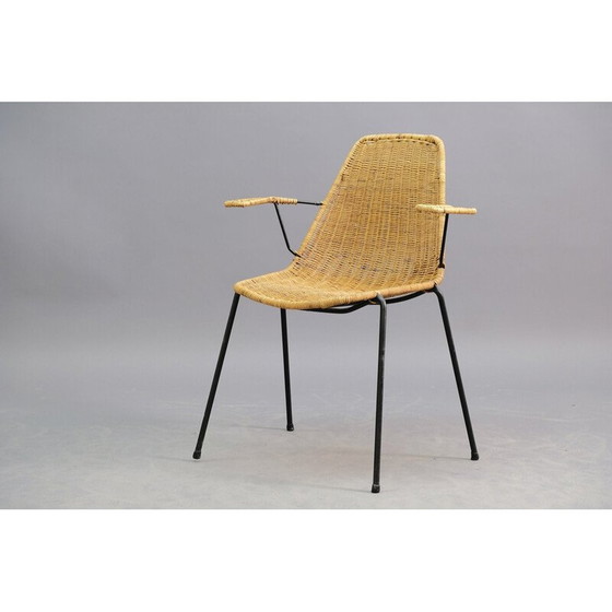 Image 1 of Ensemble de 4 chaises de salle à manger vintage en fer, maille en osier, Italie 1950